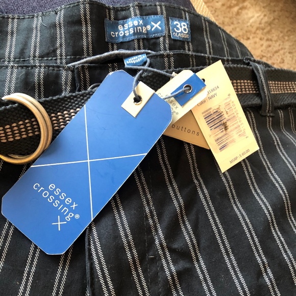 Shorts - New and Stylish - Picture 3 of 3